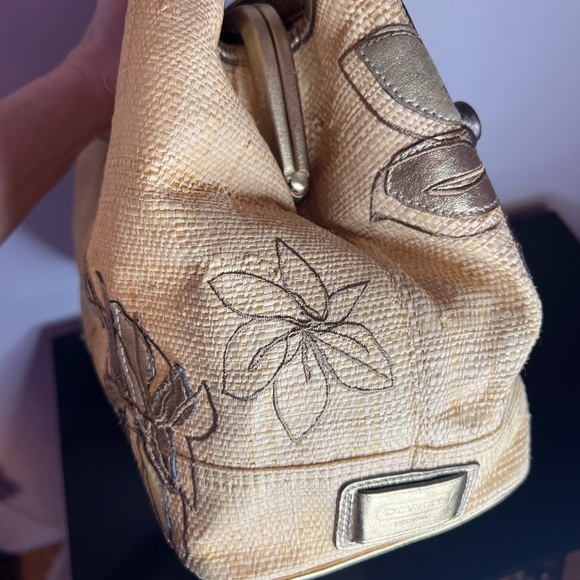 Coach Hamptons Archive 10th Anniversary straw floral carryall - Picture 7 of 15